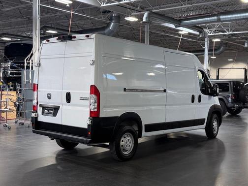 Bright White Clearcoat 2023 RAM ProMaster 2500 High Roof