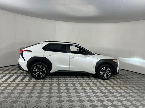 2024 Subaru Solterra Premium