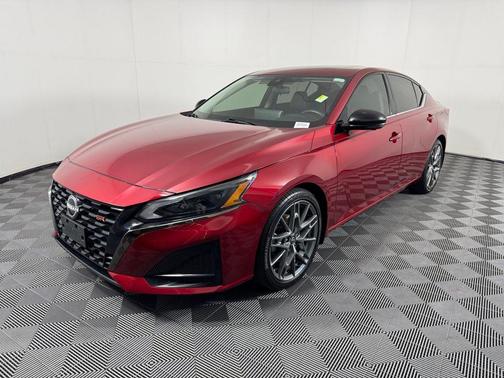 2023 Nissan Altima SR VC-Turbo FWD