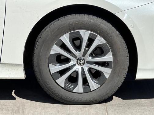 2019 Toyota Prius LE