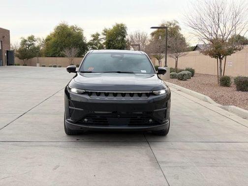 2024 Jeep Wagoneer S Launch Edition