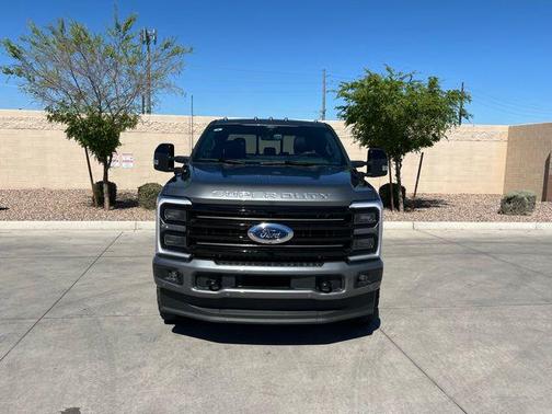 2025 Ford F-350 Platinum