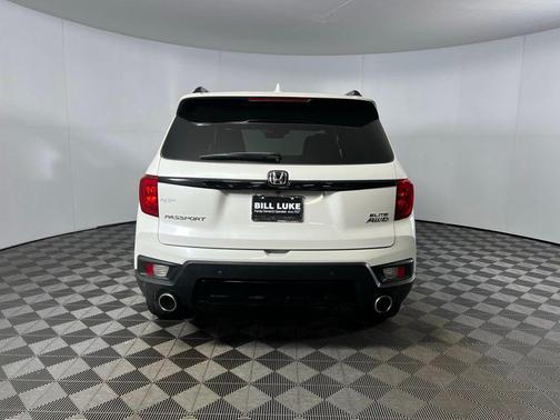 2023 Honda Passport AWD Elite