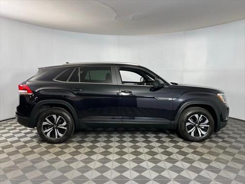 2024 Volkswagen Atlas Cross Sport 2.0T SE