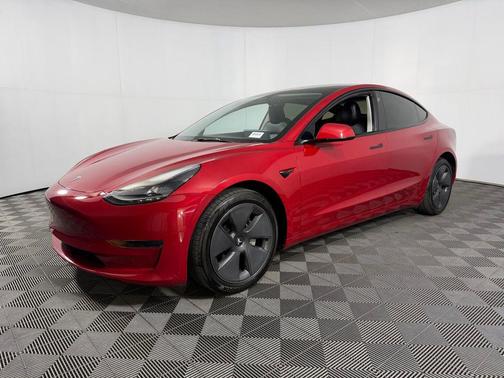 2023 Tesla Model 3 Standard Range
