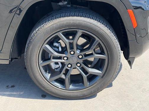 2023 Jeep Grand Cherokee 4xe 30th Anniversary