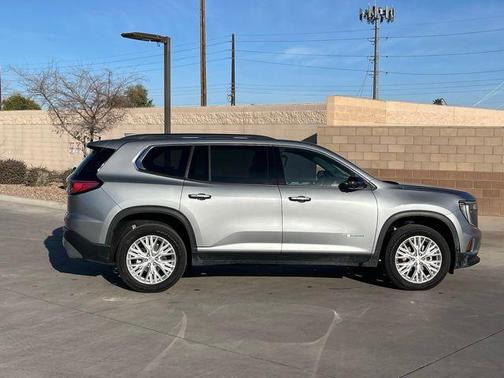 2025 GMC Acadia Elevation AWD