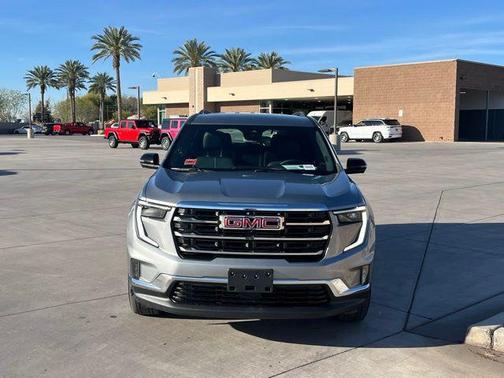 2025 GMC Acadia Elevation AWD