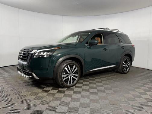 Green Pearl 2025 Nissan Pathfinder Platinum 4WD