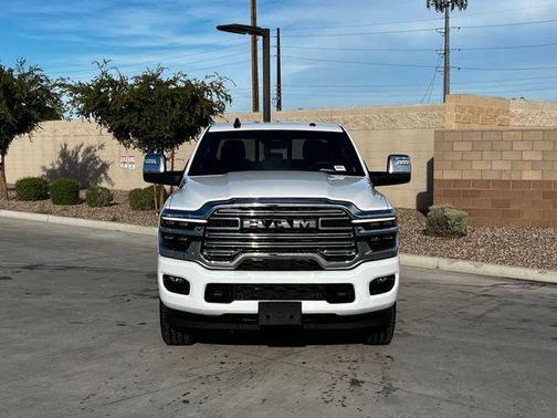 2025 RAM 2500 Laramie Crew Cab 4x4 6'4' Box