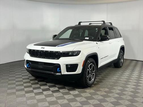 2023 Jeep Grand Cherokee 4xe Trailhawk