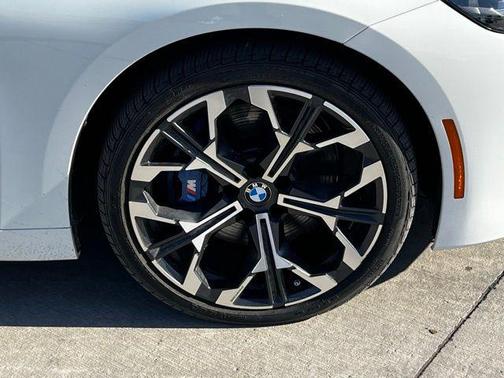 2025 BMW M240 i xDrive