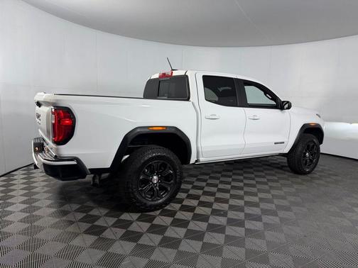 Summit White 2024 GMC Canyon Elevation