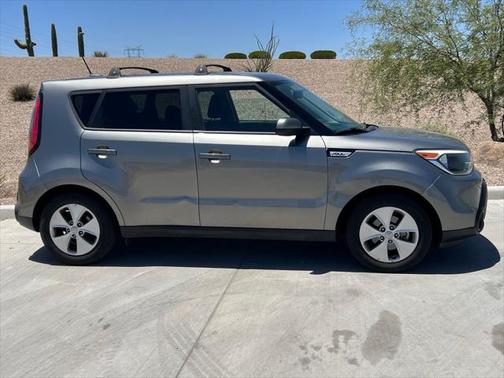 2016 Kia Soul Base