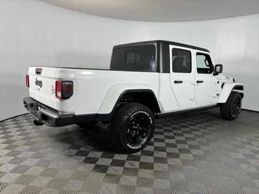 2022 Jeep Gladiator Willys 4x4