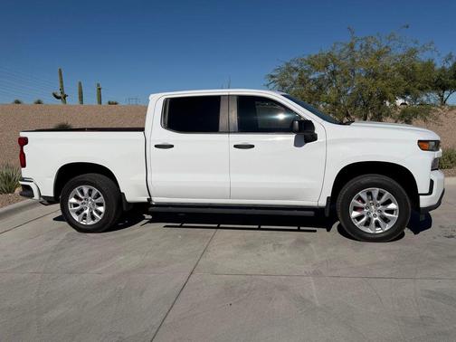 2020 Chevrolet Silverado 1500 Custom