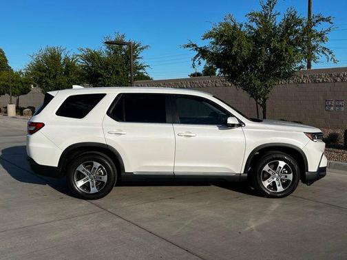 2024 Honda Pilot EX-L 7 Passenger