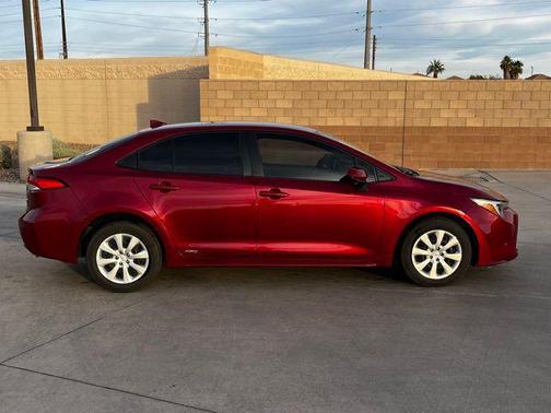 2024 Toyota Corolla Hybrid LE