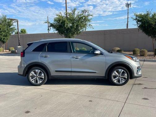 2022 Kia Niro EV S