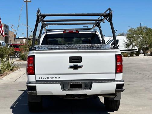 2018 Chevrolet Silverado 1500 Custom