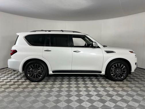 2023 Nissan Armada Platinum 2WD