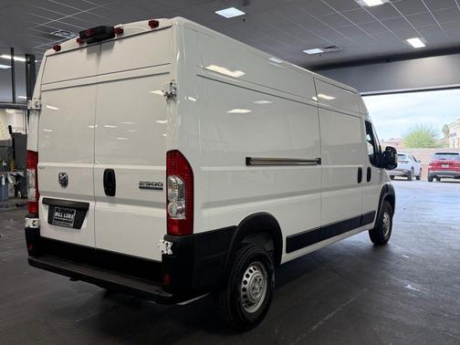 2024 RAM ProMaster 2500 Tradesman
