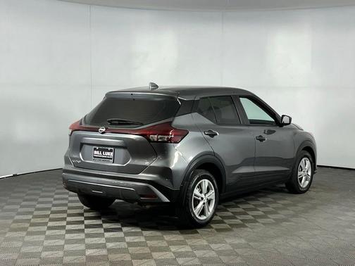 2023 Nissan Kicks S