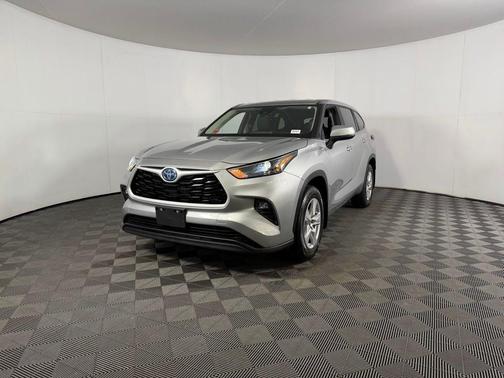 2023 Toyota Highlander Hybrid LE