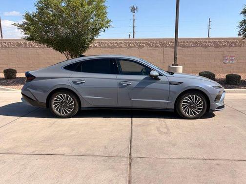 Transmission Blue 2024 Hyundai SONATA Hybrid Limited