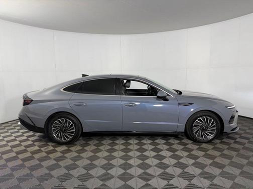 Transmission Blue 2024 Hyundai SONATA Hybrid Limited