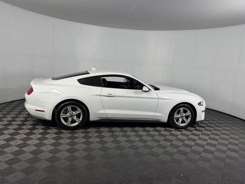 Oxford White 2023 Ford Mustang EcoBoost