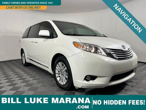2017 Toyota Sienna XLE