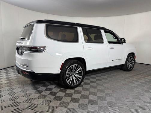Bright White Clearcoat 2023 Jeep Grand Wagoneer Series III 4x4