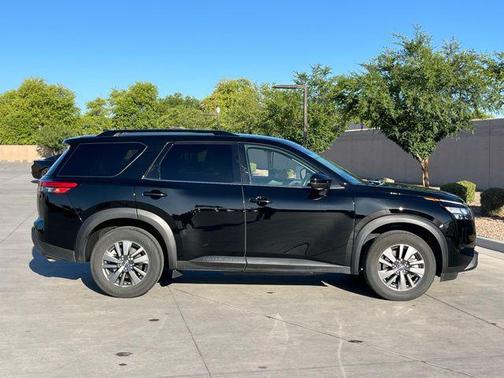 Super Black 2025 Nissan Pathfinder SV FWD