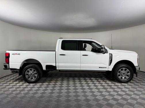 2025 Ford F-350 Lariat