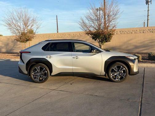 2023 Toyota bZ4X Limited