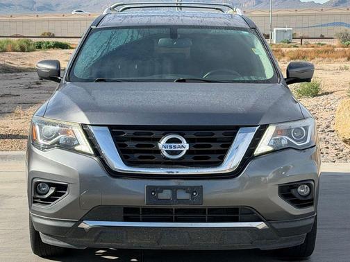 2020 Nissan Pathfinder Platinum 2WD