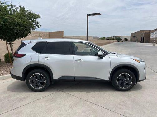 Brilliant Silver Metallic 2025 Nissan Rogue SV