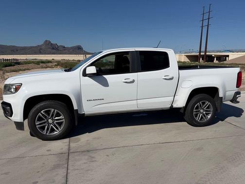 Summit White 2022 Chevrolet Colorado LT