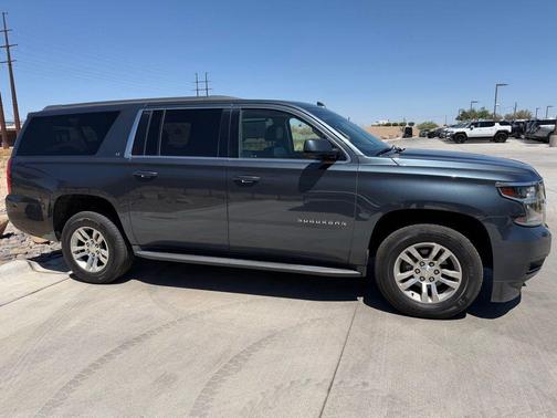 Blue Velvet Metallic 2019 Chevrolet Suburban LT
