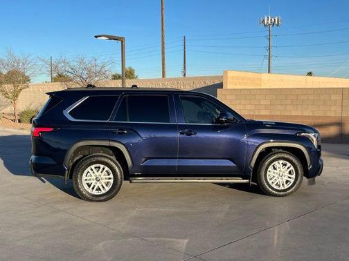 2025 Toyota Sequoia SR5