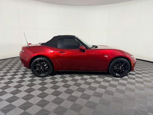 2021 Mazda MX-5 Miata Grand Touring