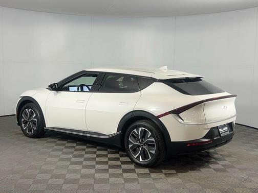 2024 Kia EV6 Light Long Range