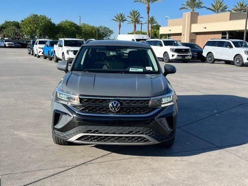 Gray 2022 Volkswagen Taos 1.5T SE