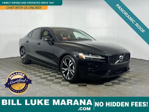 2024 Volvo S60 B5 Core Dark Theme