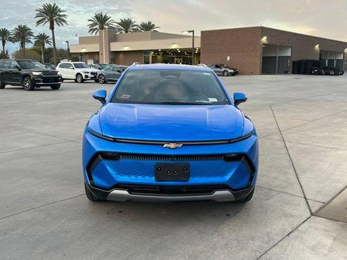 2025 Chevrolet Equinox EV LT