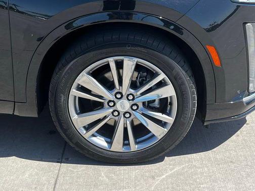 2023 Cadillac XT6 Premium Luxury AWD