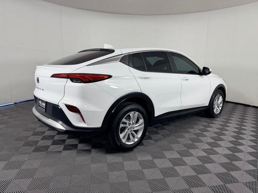 2025 Buick Envista Preferred FWD