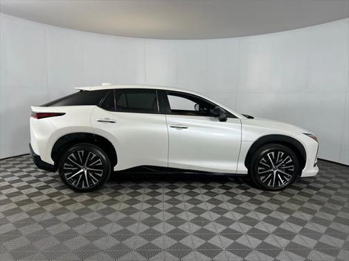 2024 Lexus RZ 300e Premium