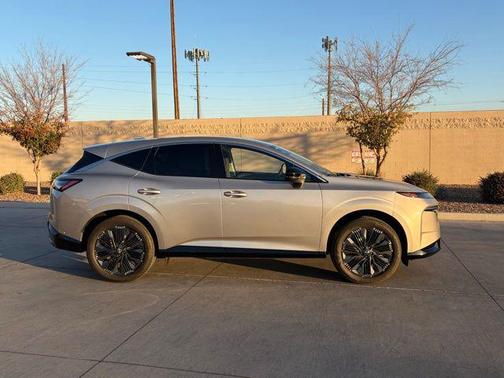 2025 Nissan Murano Platinum
